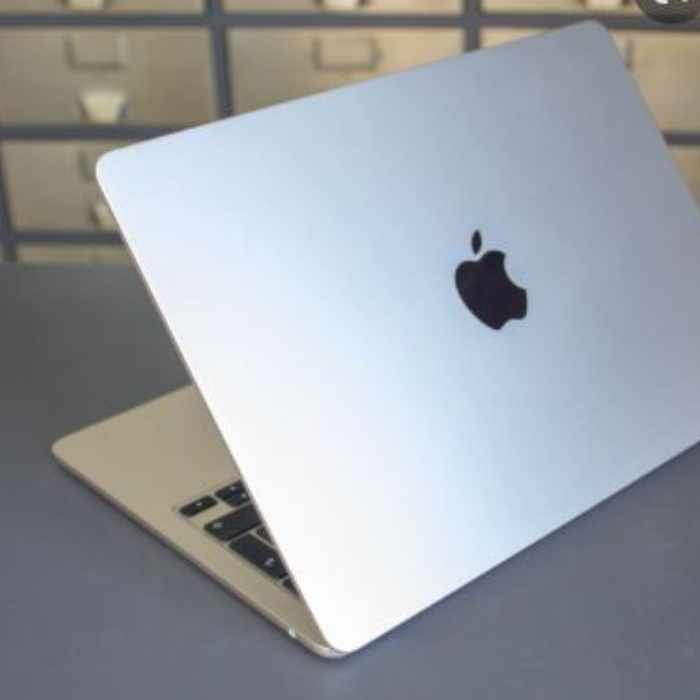 MacBook air M2 chip with student discount $100 off